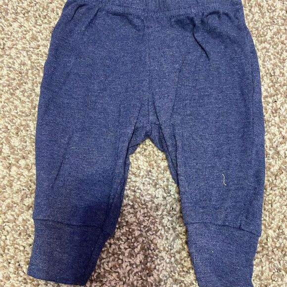 Carter's Child of Mine Infant Joggers 0-3 Months Unisex - Picture 1 of 2